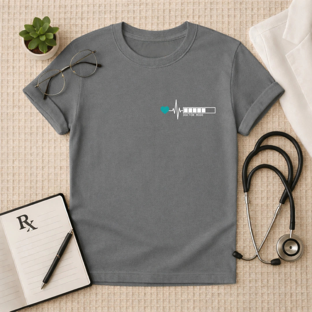 Doctor Mode Heartbeat Minimalist T-Shirt