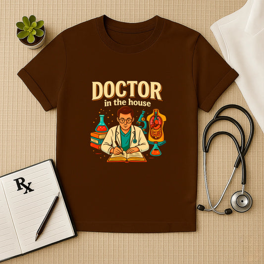 Doctor in the House – Study Mode Medical Unisex T-shirt