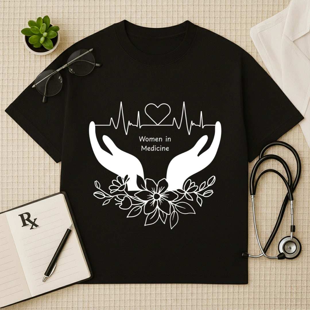 Women in Medicine Doctor Graphic Oversized T-Shirt