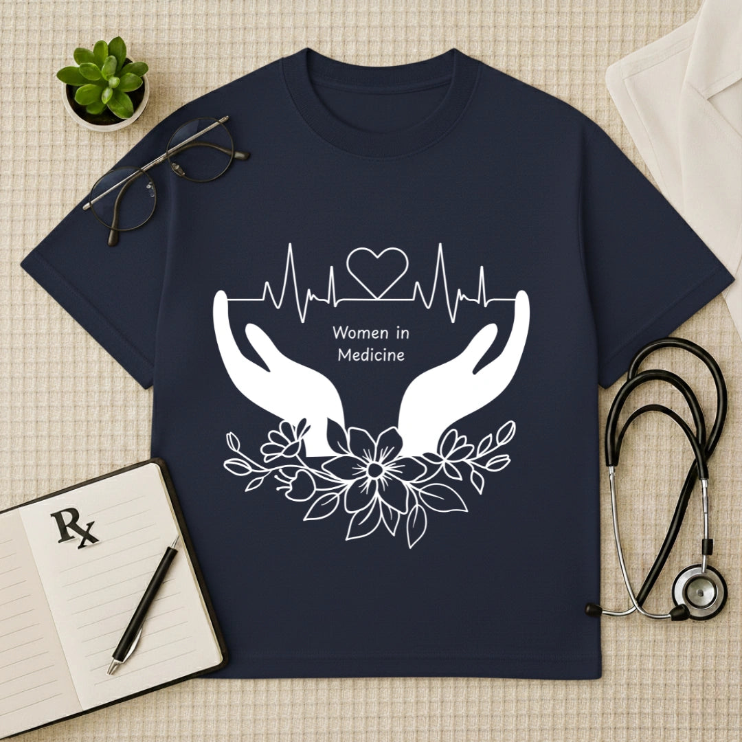 Women in Medicine Doctor Graphic Oversized T-Shirt