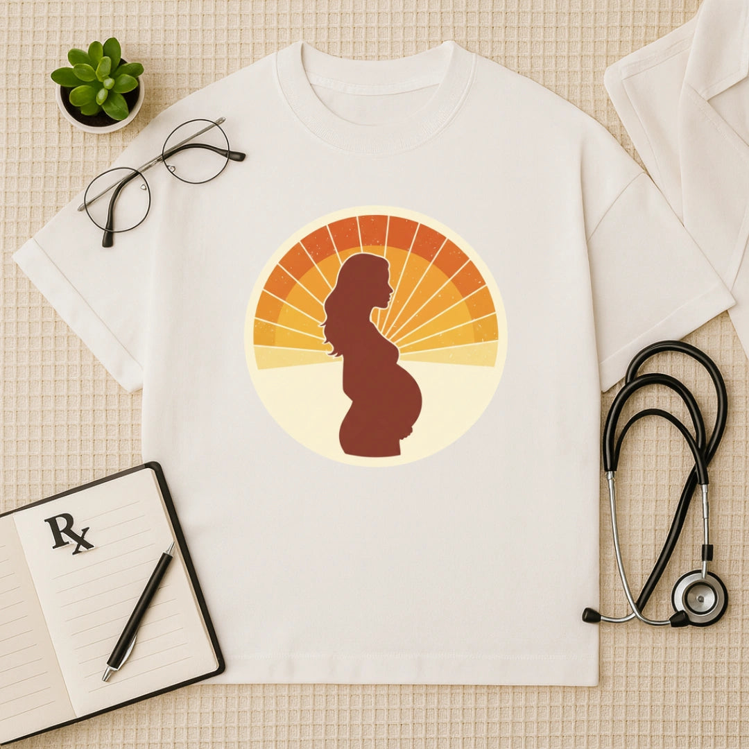 Retro Pregnancy Sunset Gynae Oversized T-Shirt
